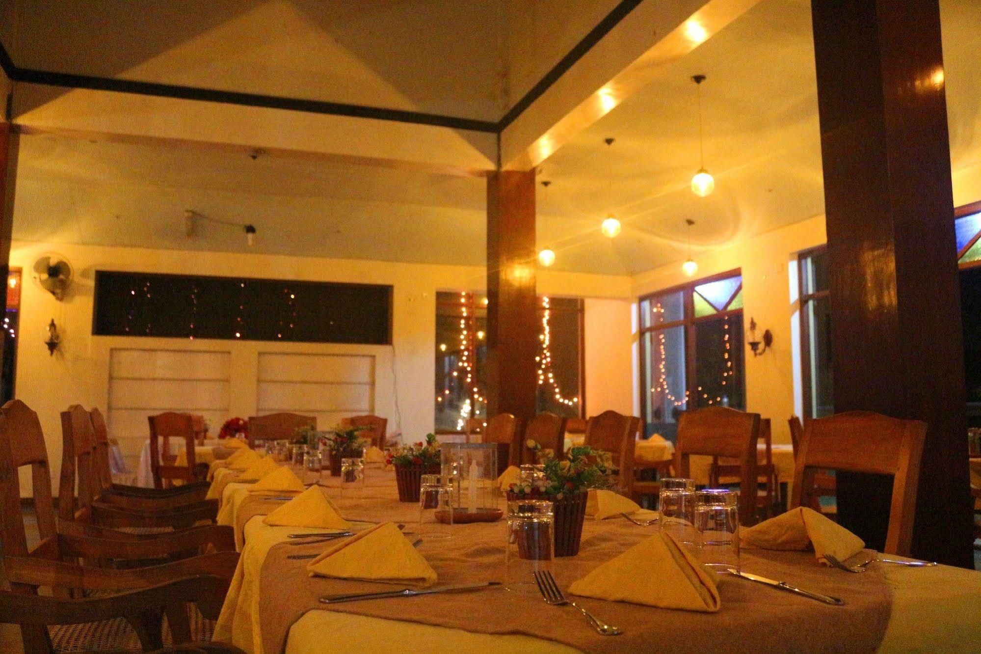 Ocean Dreams Hotel Ahangama Luaran gambar